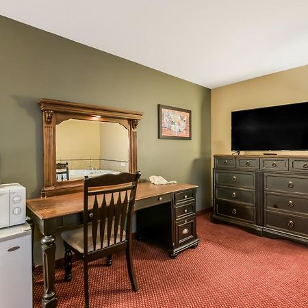 Econo Lodge Rice Lake Ngoại thất bức ảnh