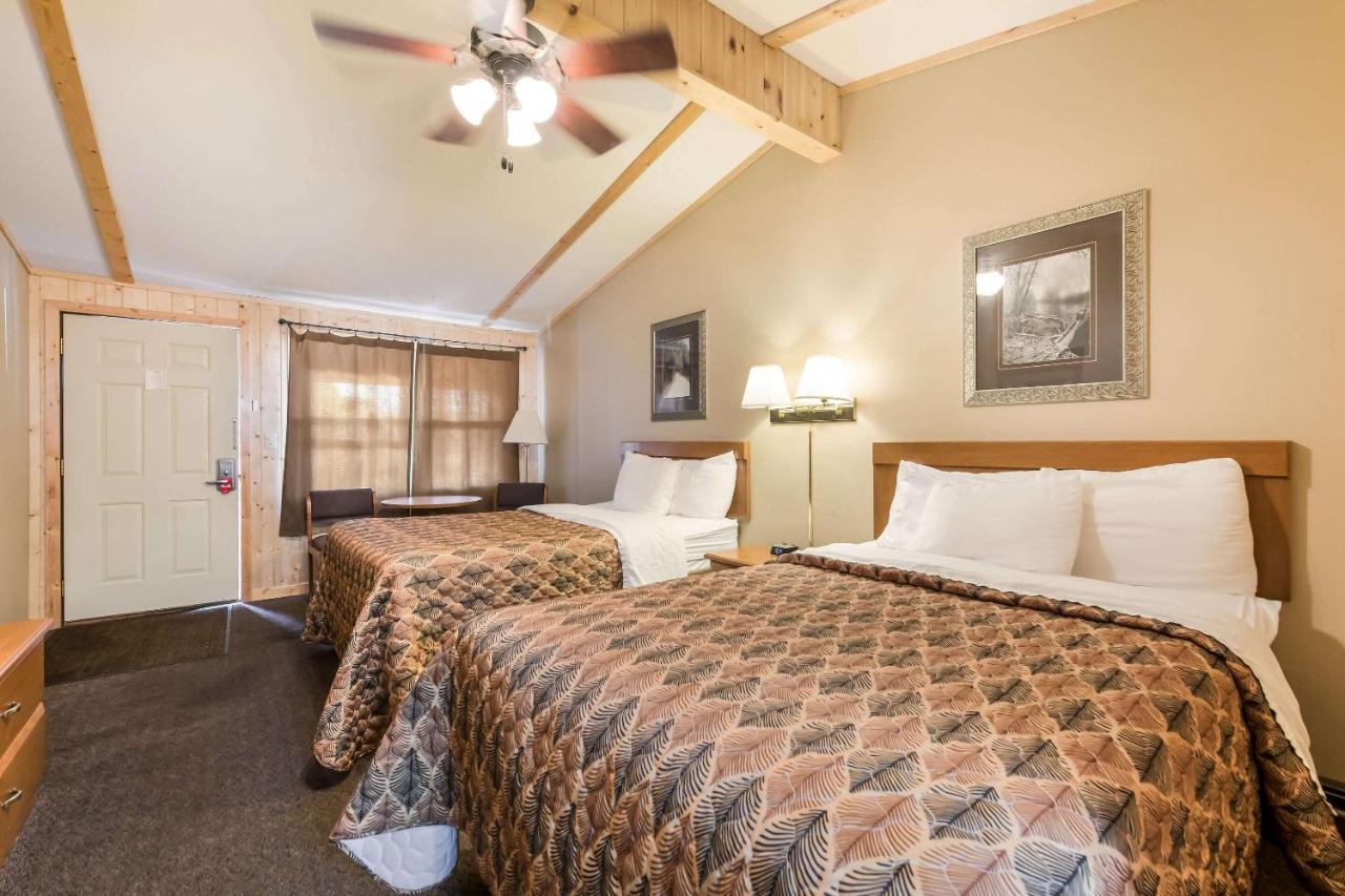 Econo Lodge Rice Lake Ngoại thất bức ảnh